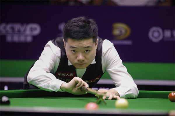 杨鸣